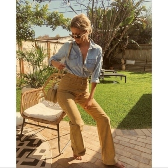 Levi's Ribcage Bootcut Boot Cut Corduroy Pants - Picture 2 of 7